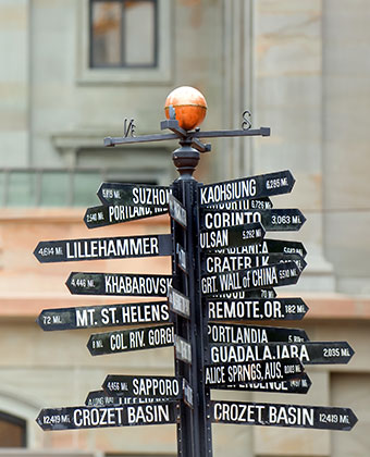 pioneer courthouse square in portland